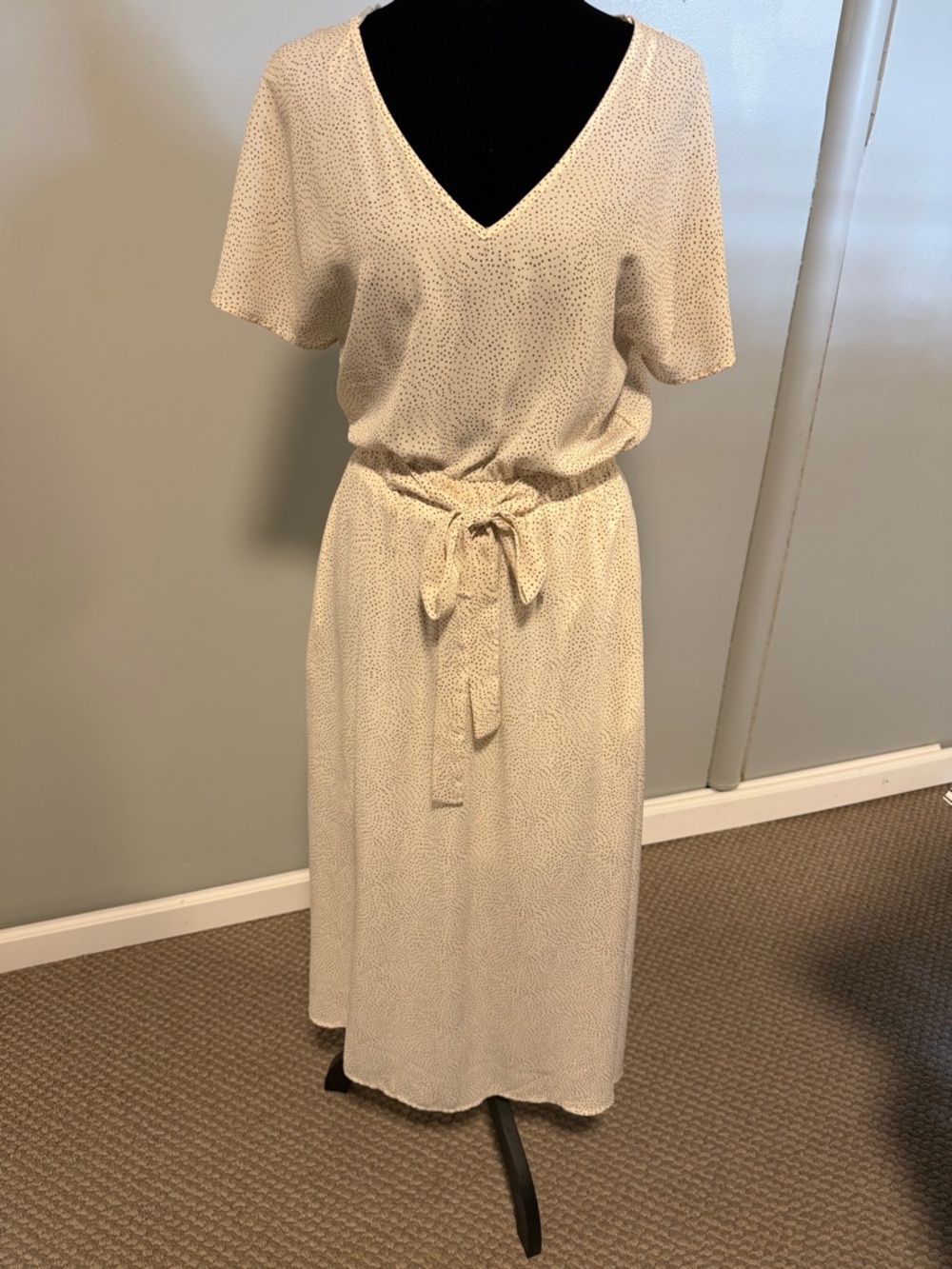 Sienna Sky Cream Polka Dot Midi Dress Size Small